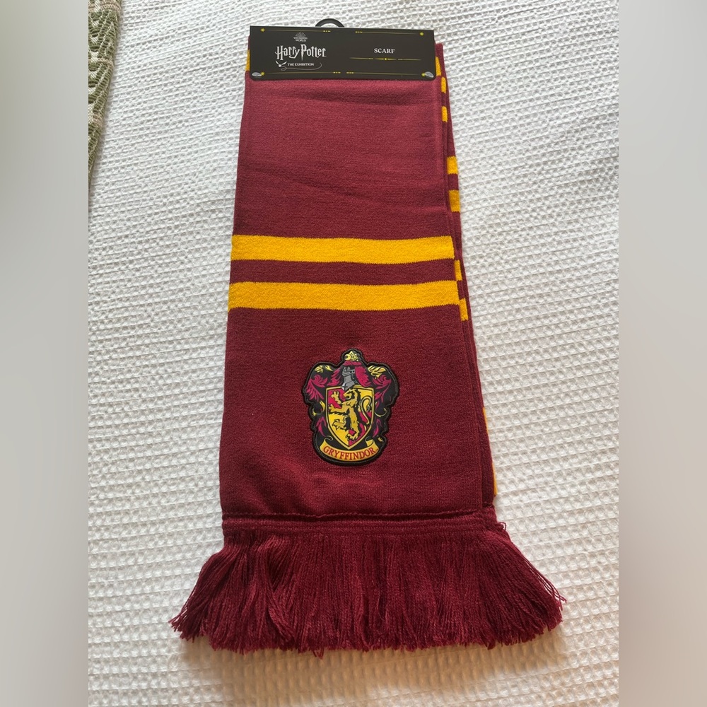 Harry Potter Gryffindor scarf. Brand new with tag